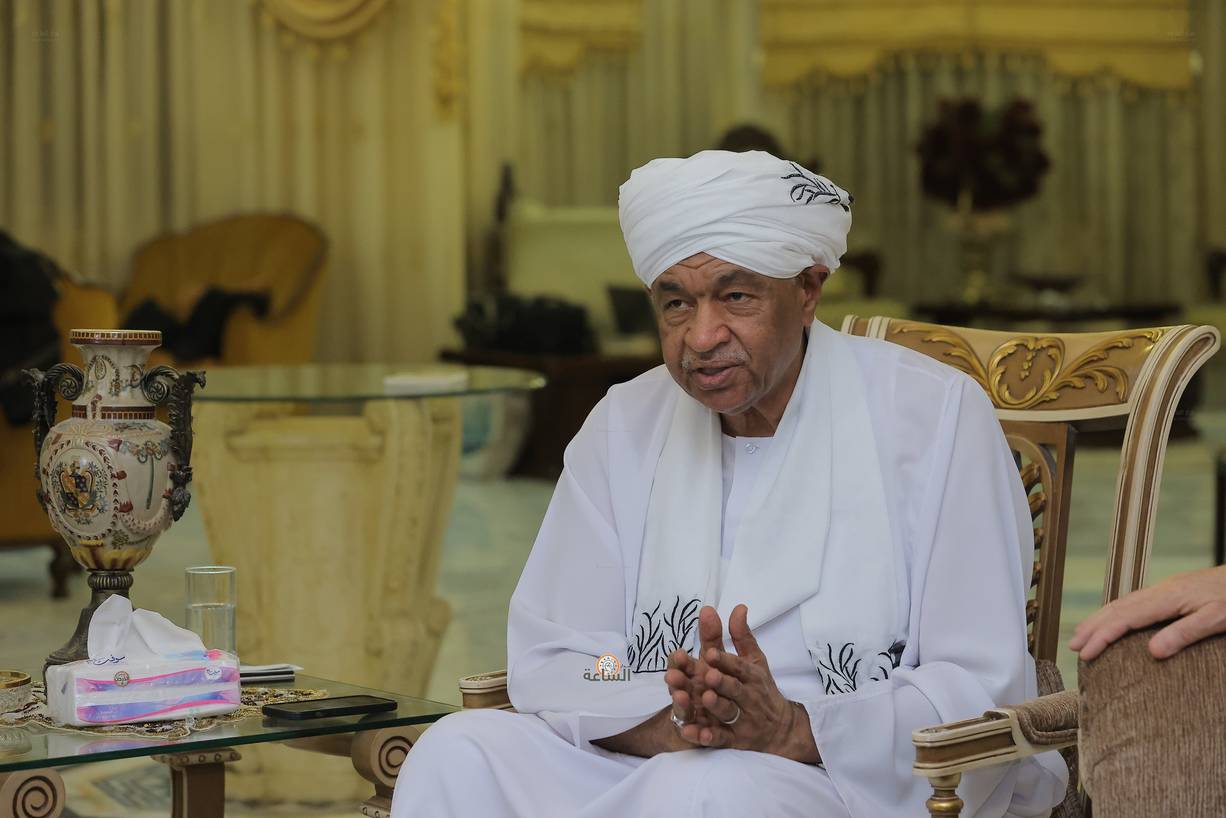 Madar Al-Saa Images 0.12146293228168215