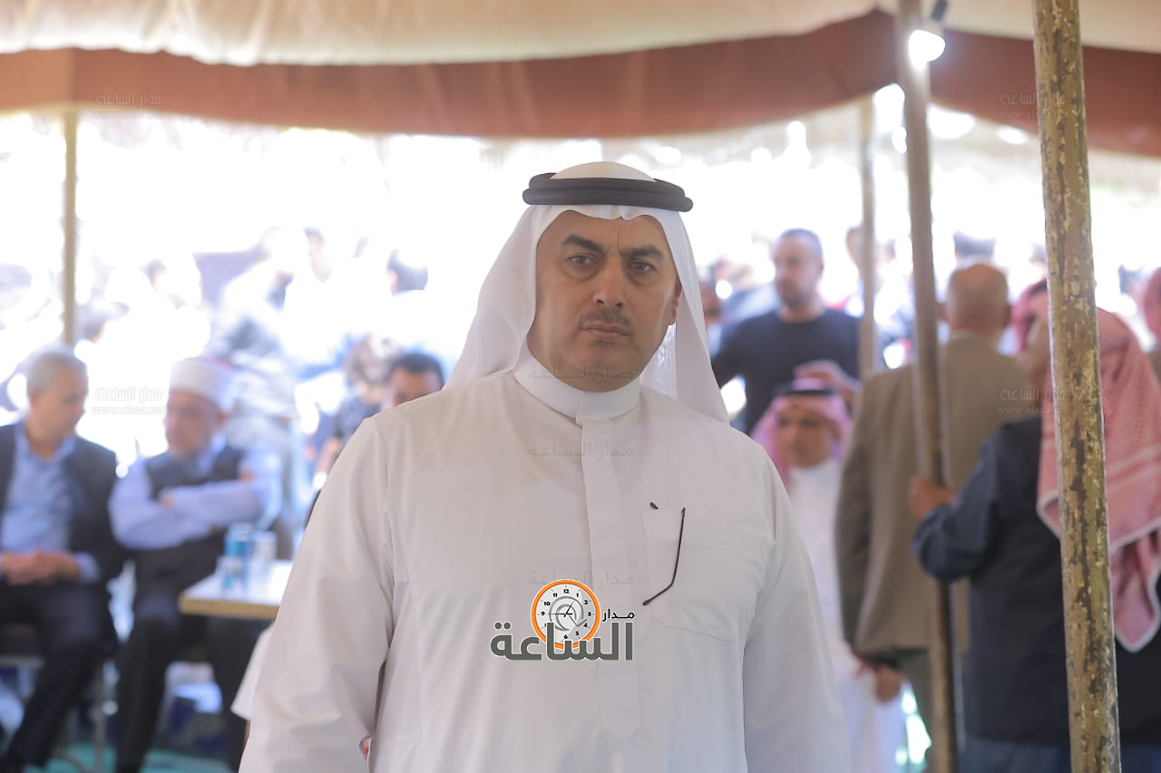 Madar Al-Saa Images 0.56179670015926