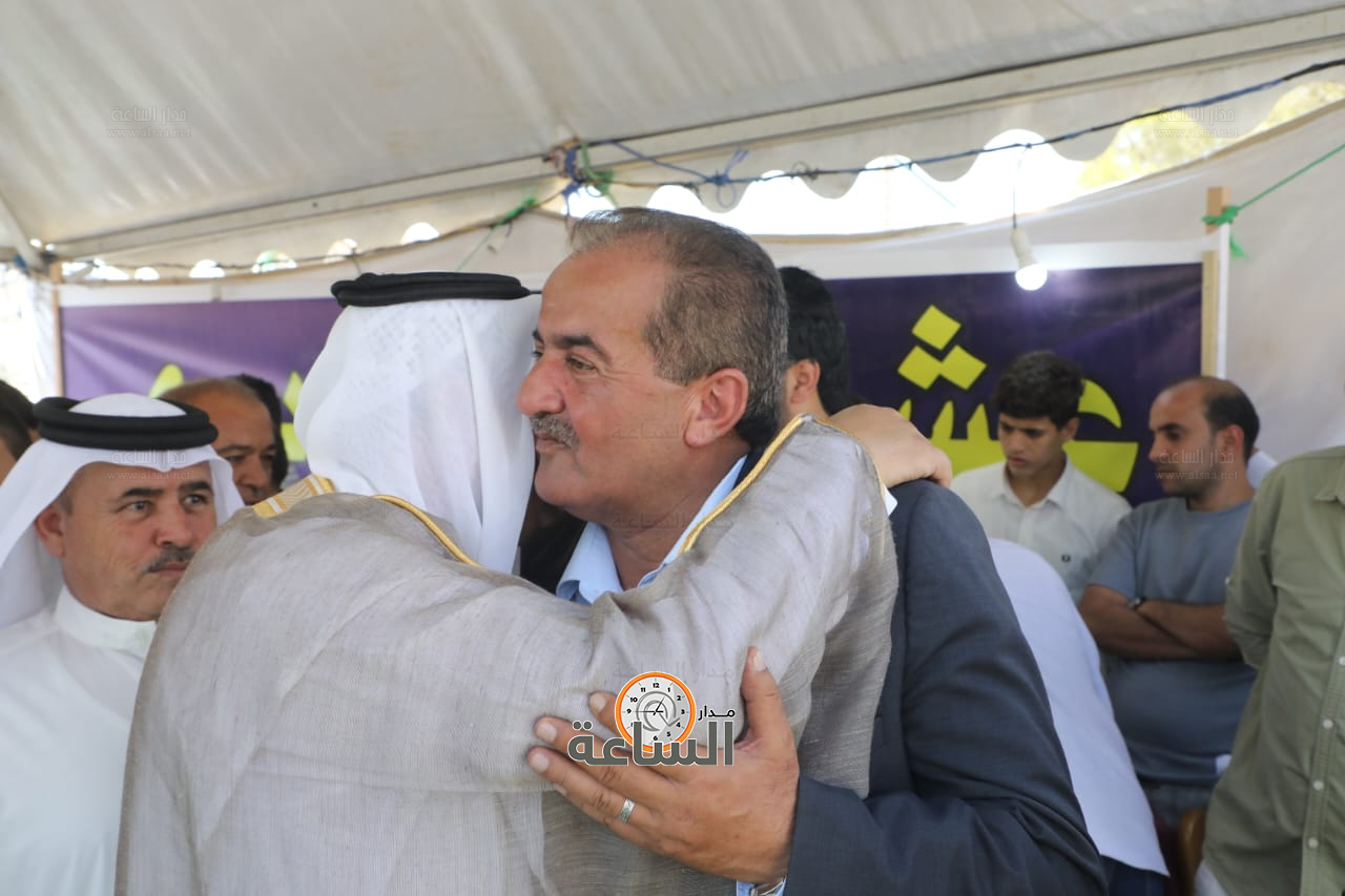 Madar Al-Saa Images 0.8983115665230604