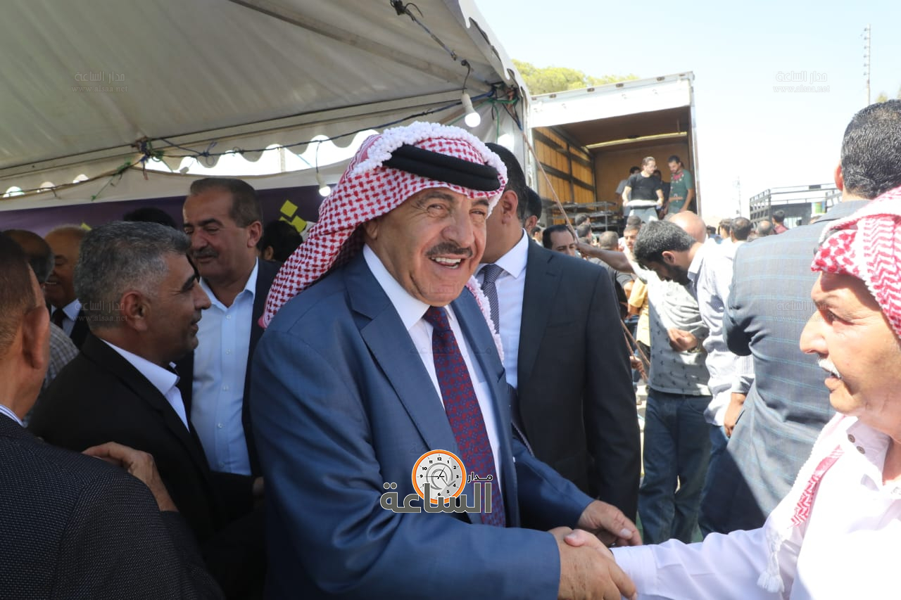 Madar Al-Saa Images 0.7129043878467505