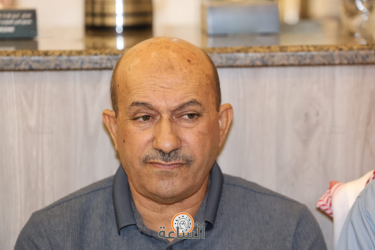 Madar Al-Saa Images 0.0037418323633922057