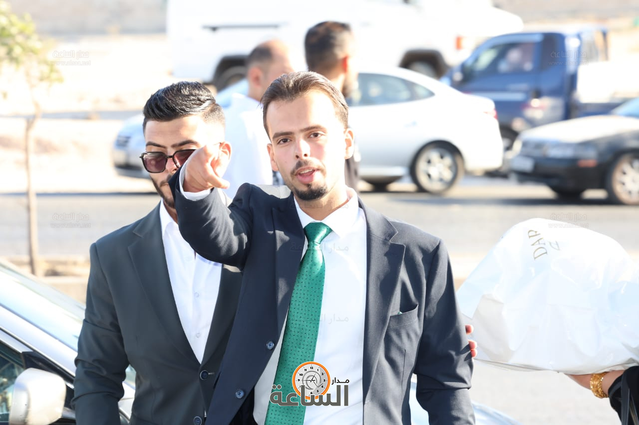 Madar Al-Saa Images 0.8897744117780187