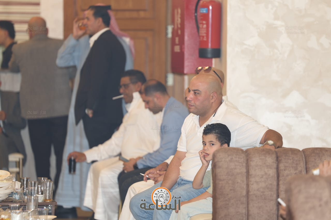 Madar Al-Saa Images 0.4361829048387842