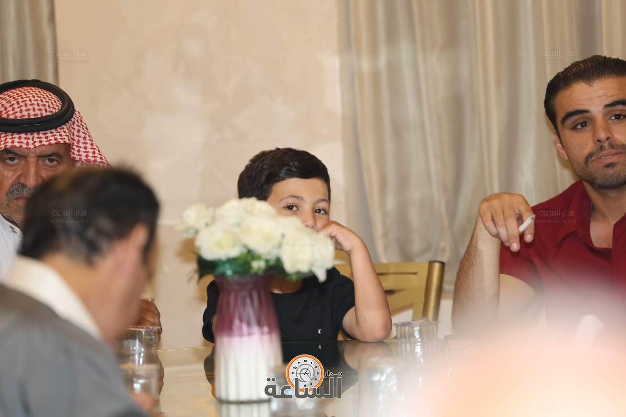 Madar Al-Saa Images 0.9715523321304078