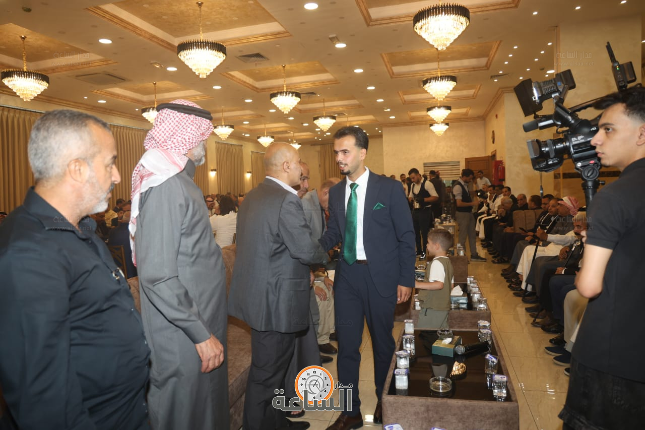 Madar Al-Saa Images 0.13677544313416545