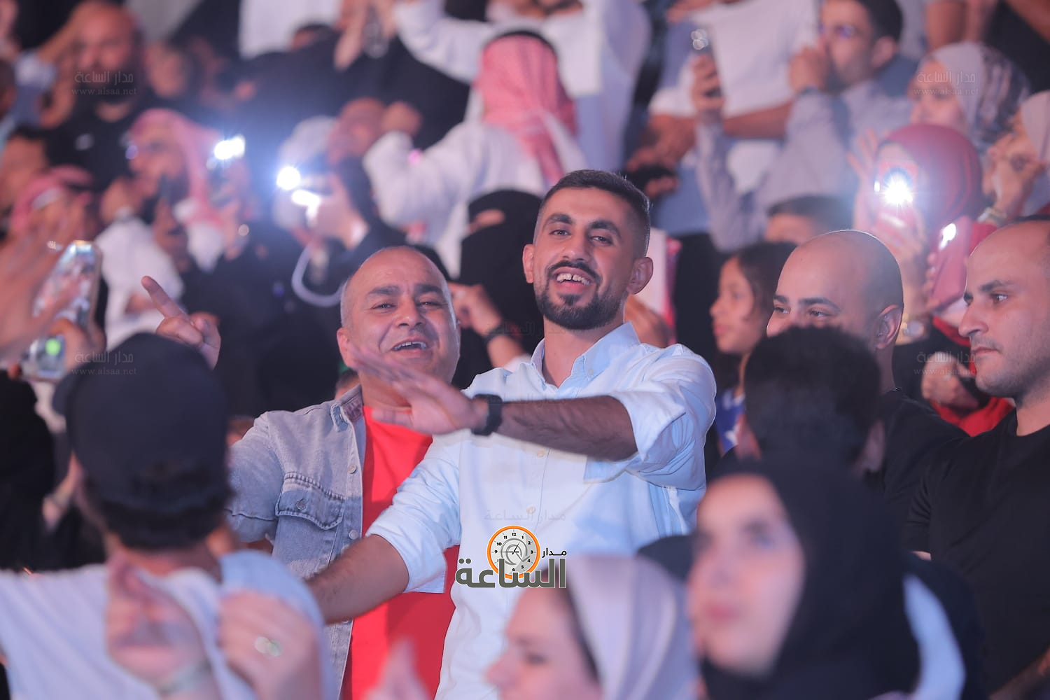 Madar Al-Saa Images 0.26874158632963174