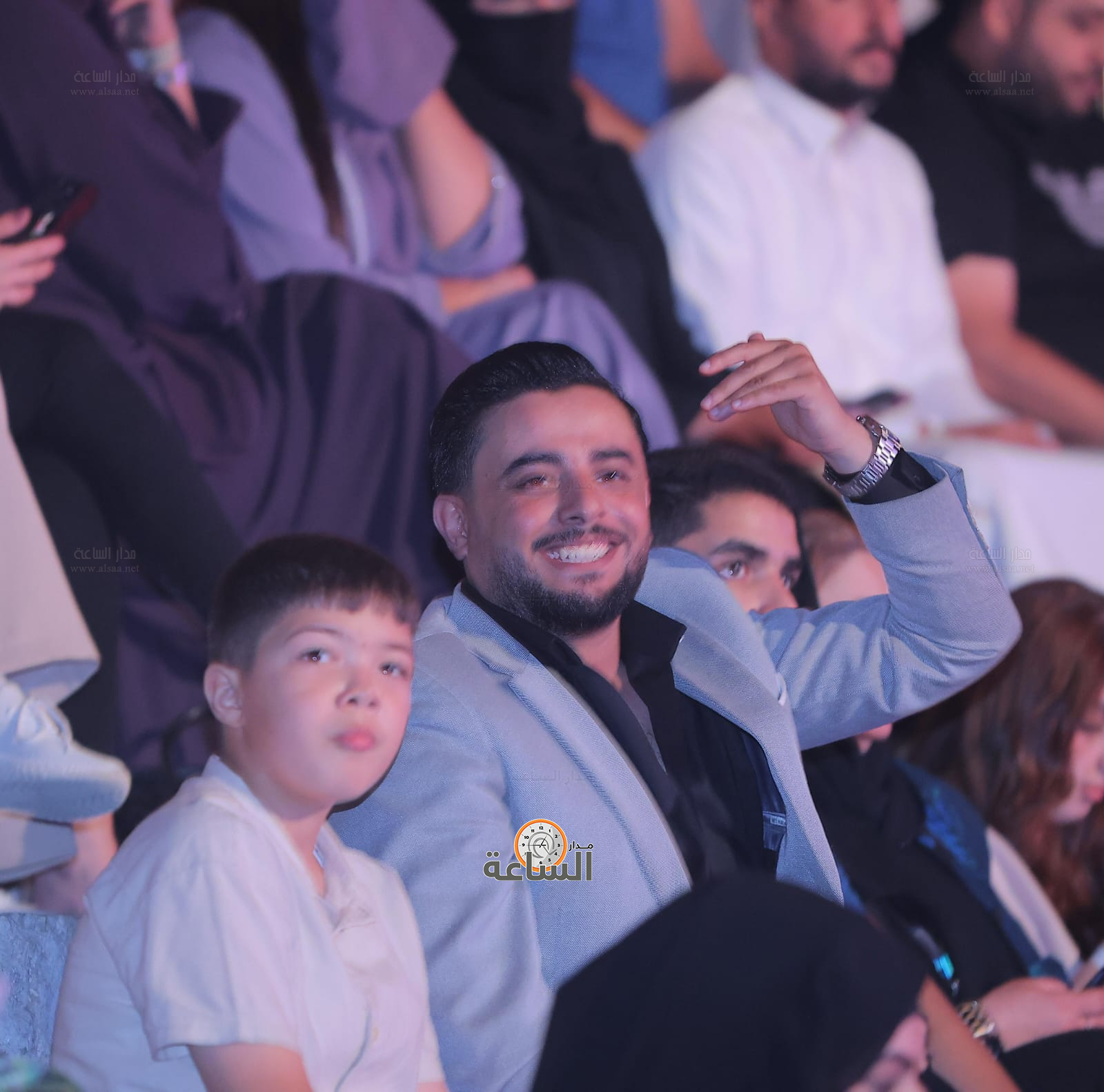 Madar Al-Saa Images 0.45409395129804486