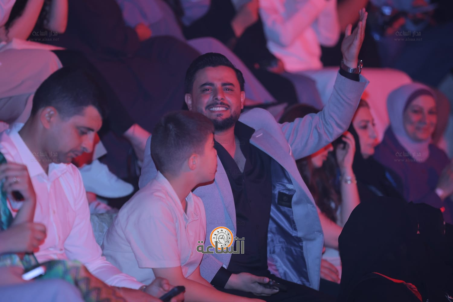 Madar Al-Saa Images 0.877727906853079