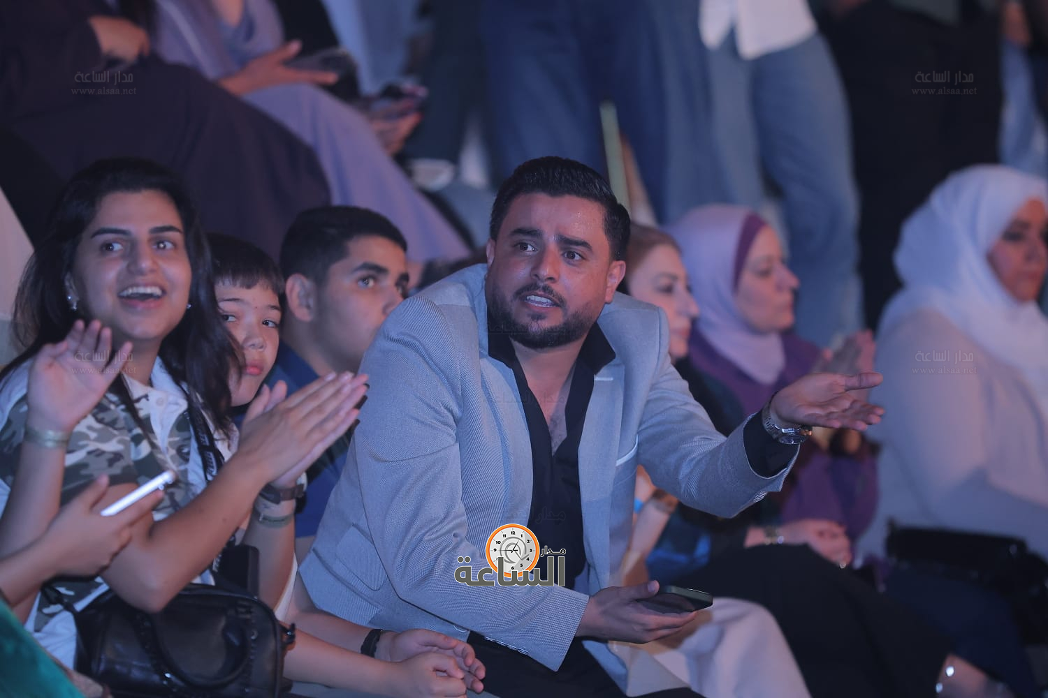 Madar Al-Saa Images 0.16244165279444145