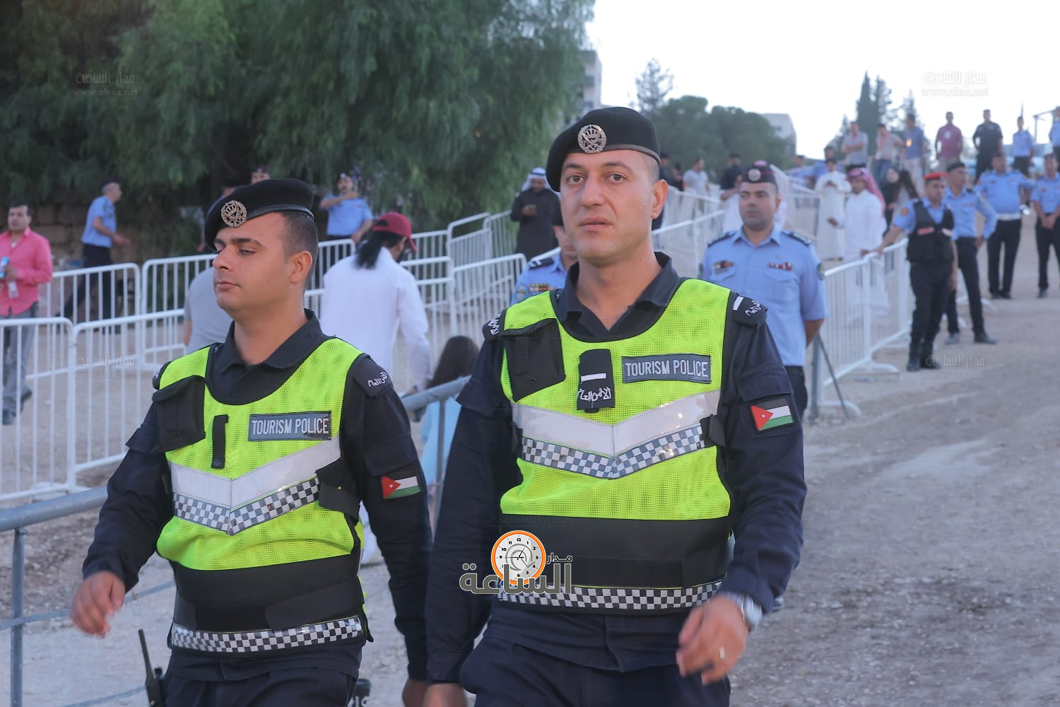 Madar Al-Saa Images 0.6745746359457138