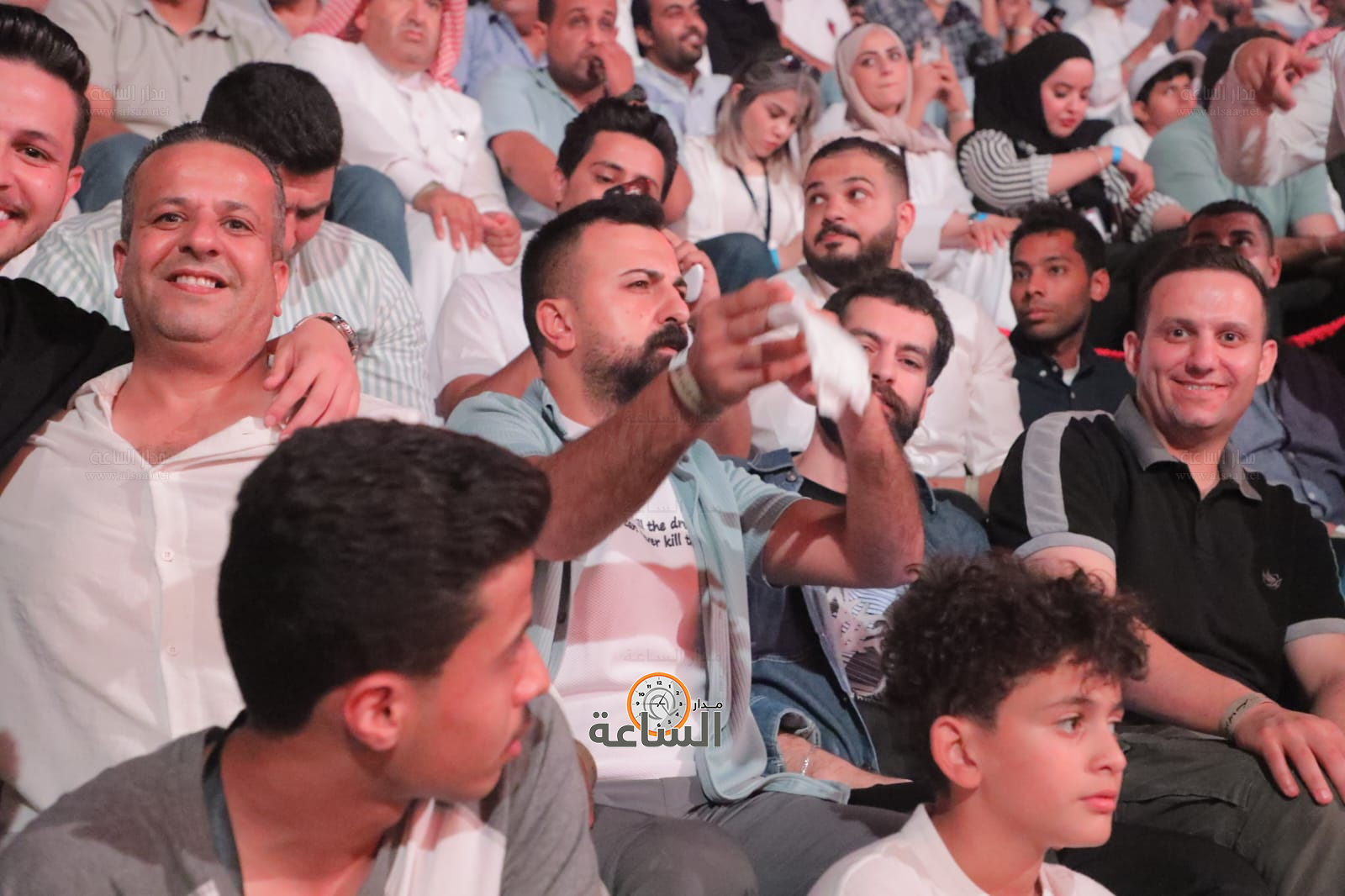 Madar Al-Saa Images 0.1902108175150602