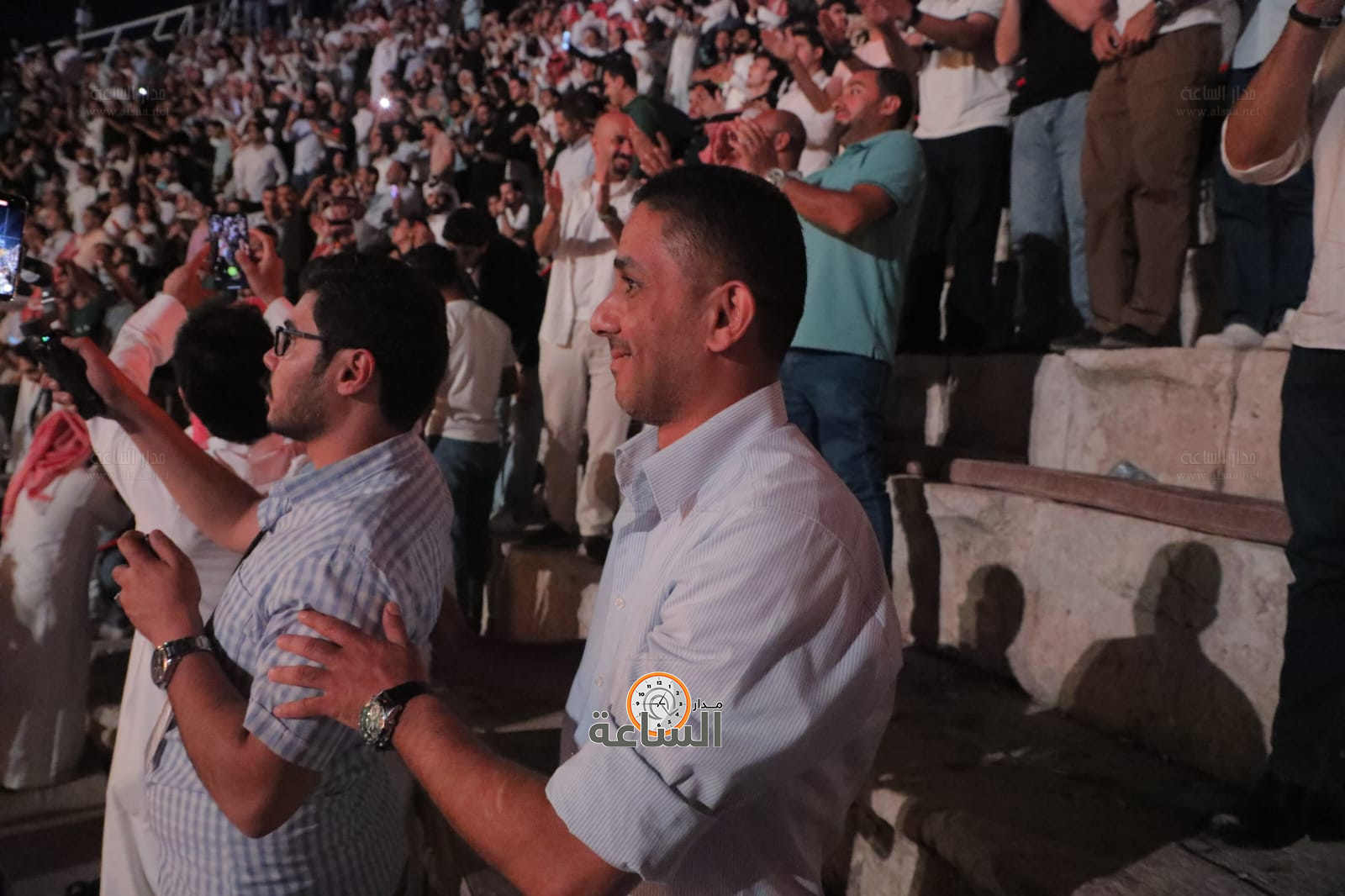 Madar Al-Saa Images 0.4292449236631821