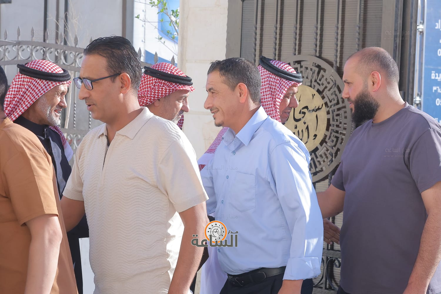 Madar Al-Saa Images 0.33420331062373954