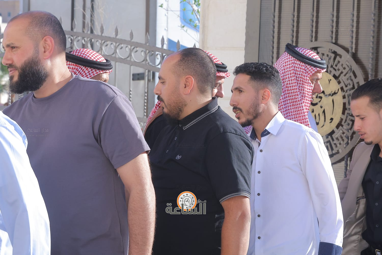 Madar Al-Saa Images 0.9943552854284526