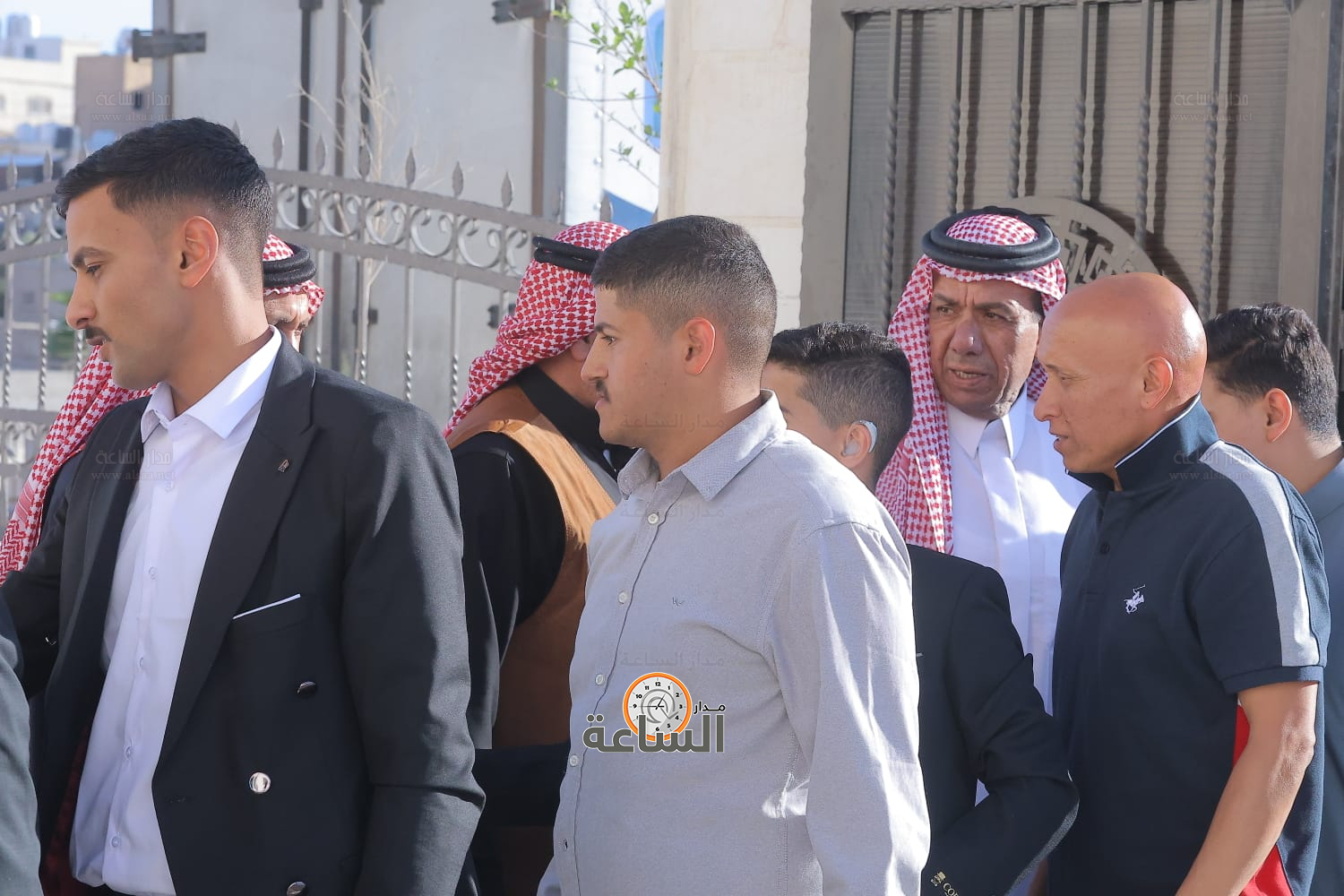 Madar Al-Saa Images 0.21353377364932513