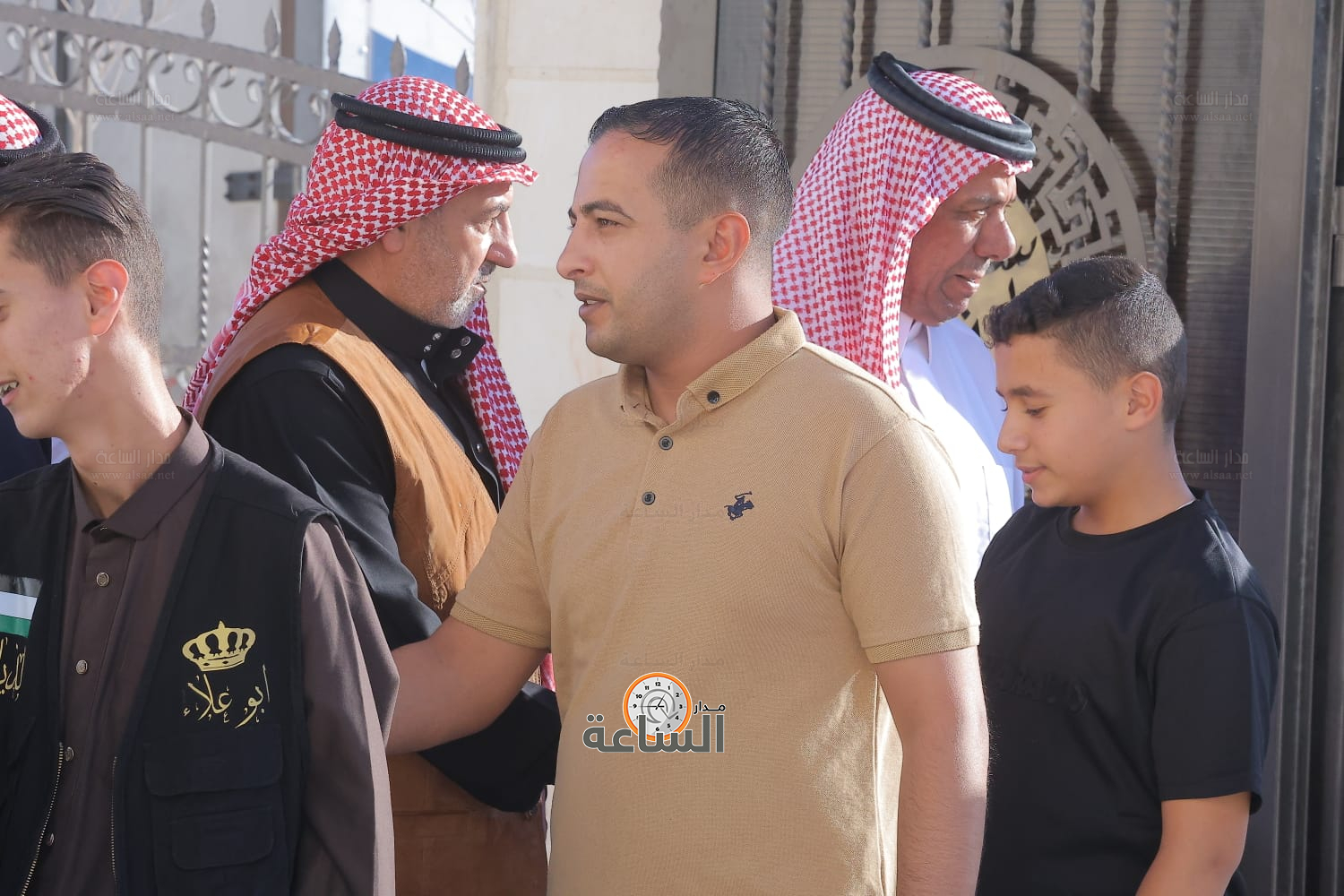 Madar Al-Saa Images 0.5425920641688172