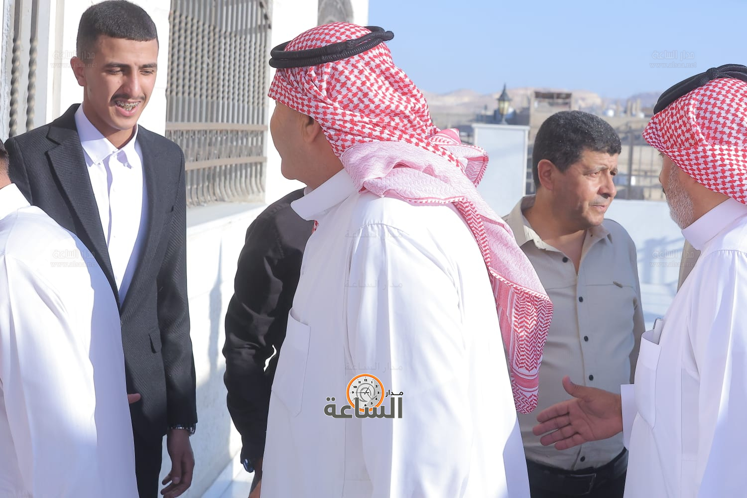 Madar Al-Saa Images 0.22416040423453554