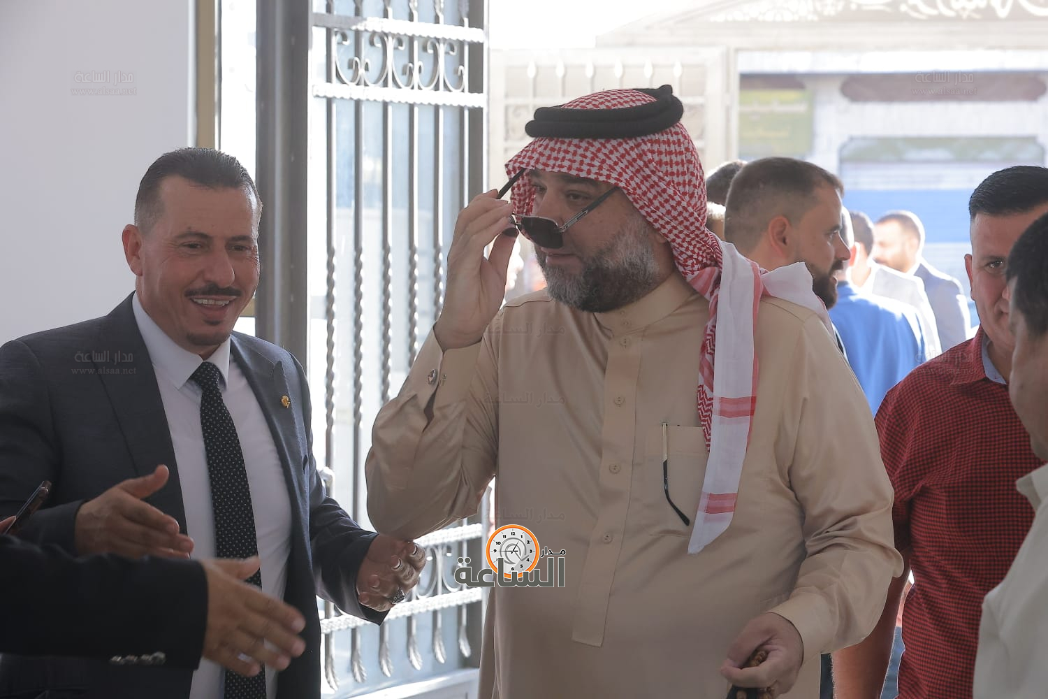 Madar Al-Saa Images 0.963656619504593