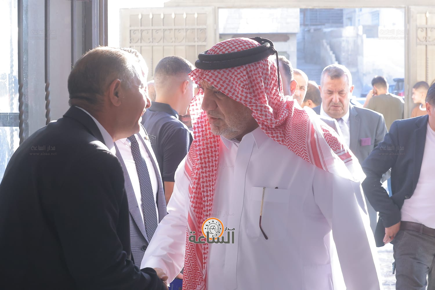 Madar Al-Saa Images 0.2691683192543862