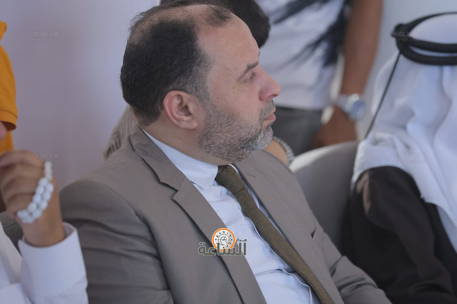 Madar Al-Saa Images 0.8991062572362634