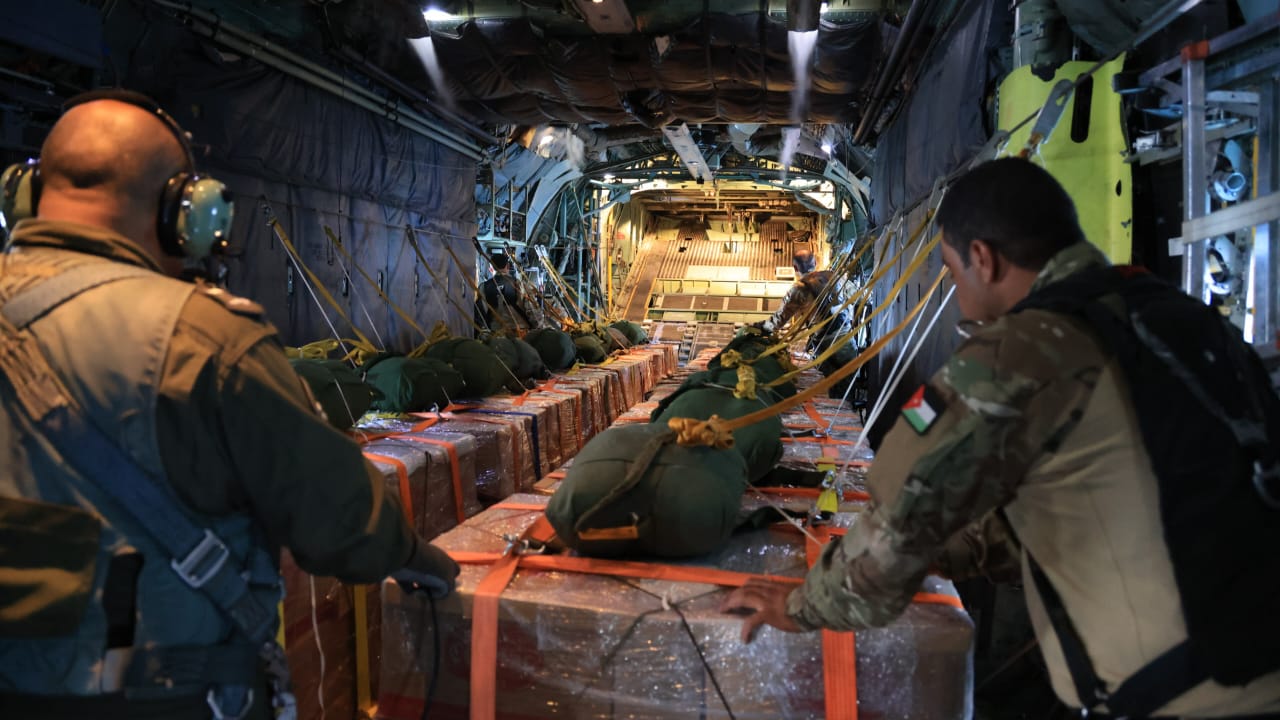 Madar Al-Saa Images 0.23650137548040595