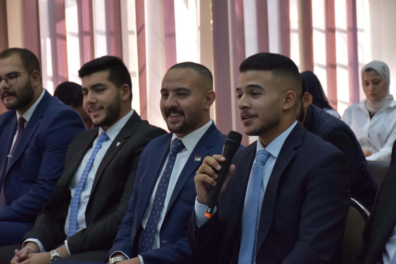 Madar Al-Saa Images 0.04976665373307221