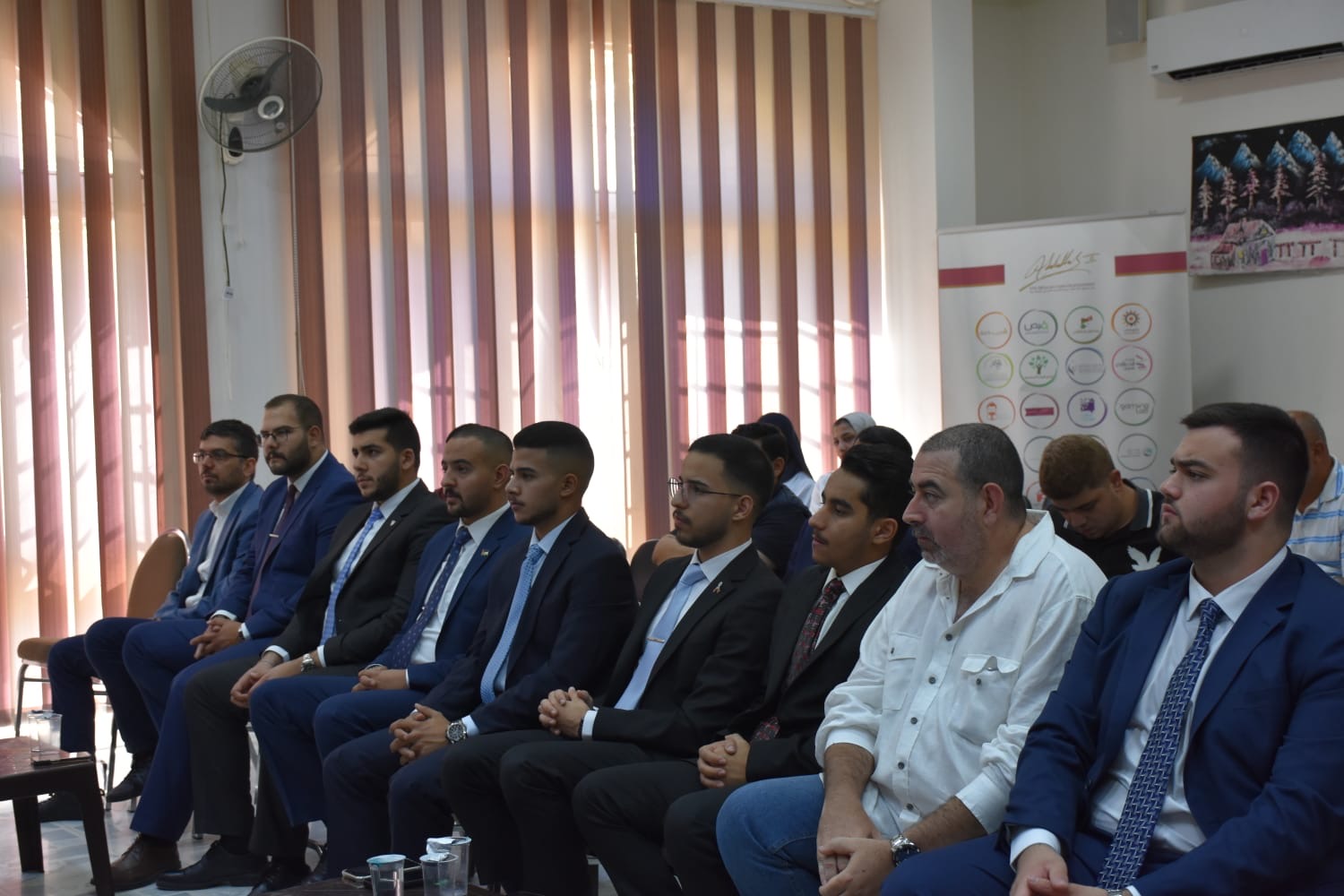 Madar Al-Saa Images 0.1660018869171611