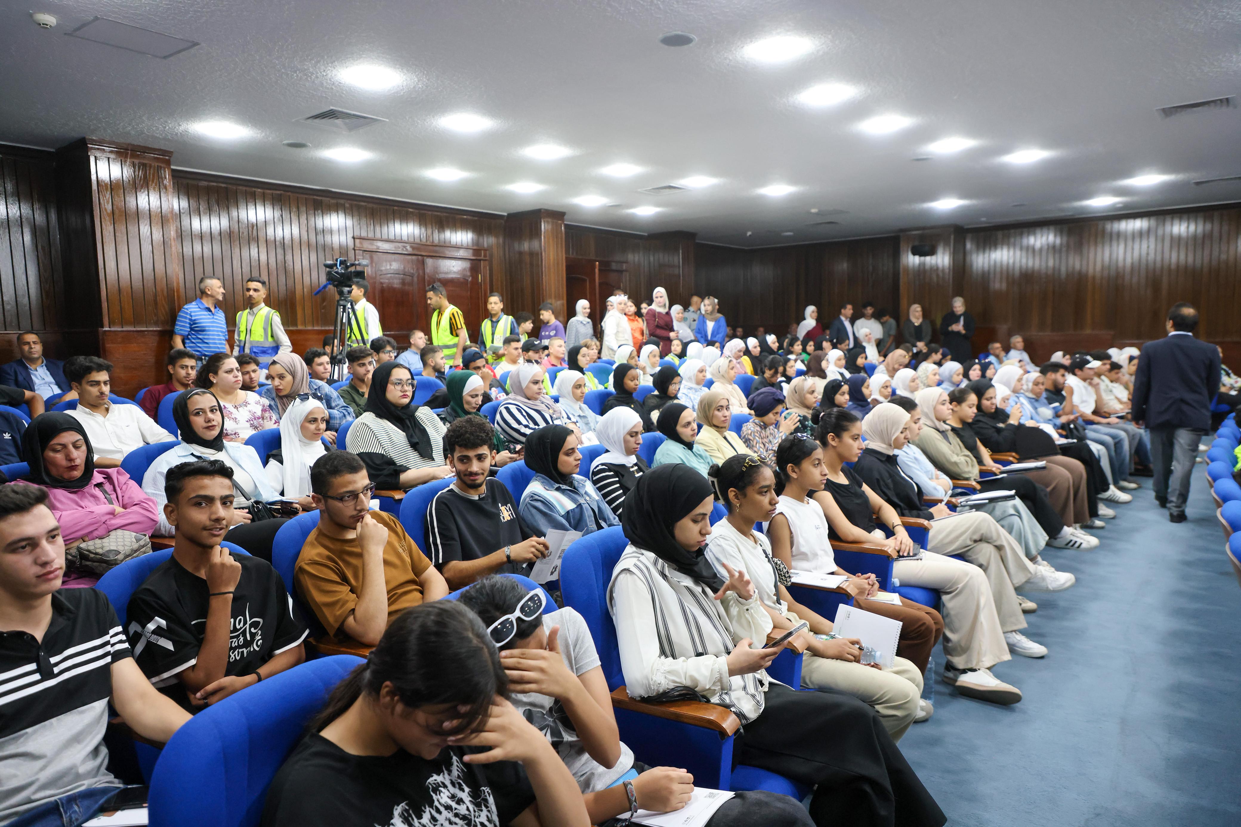 Madar Al-Saa Images 0.9357757193815129