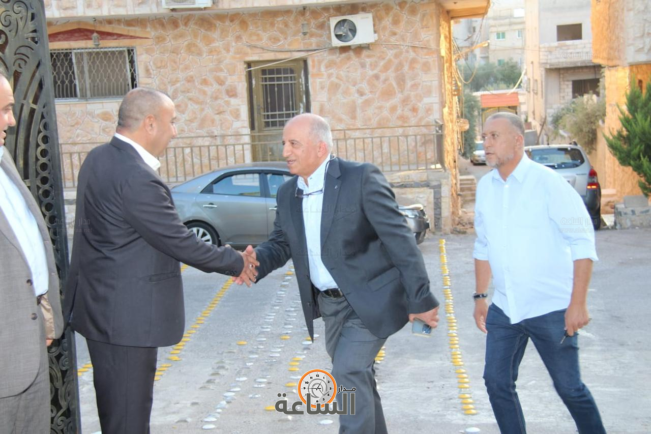 Madar Al-Saa Images 0.6740256912386352