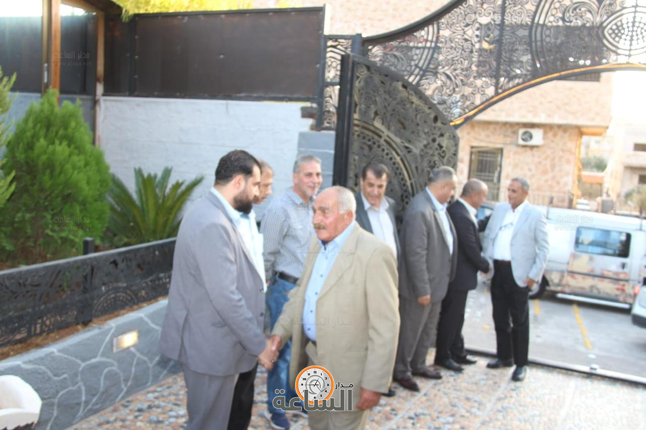 Madar Al-Saa Images 0.09397499047157565