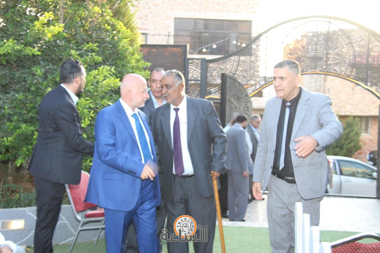 Madar Al-Saa Images 0.5138072587545829