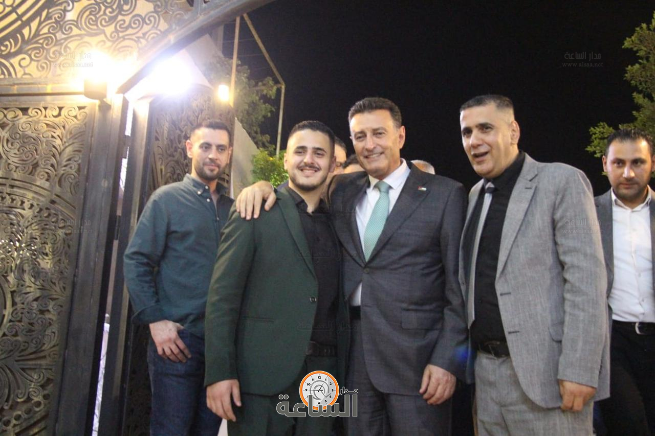 Madar Al-Saa Images 0.2501251309256346