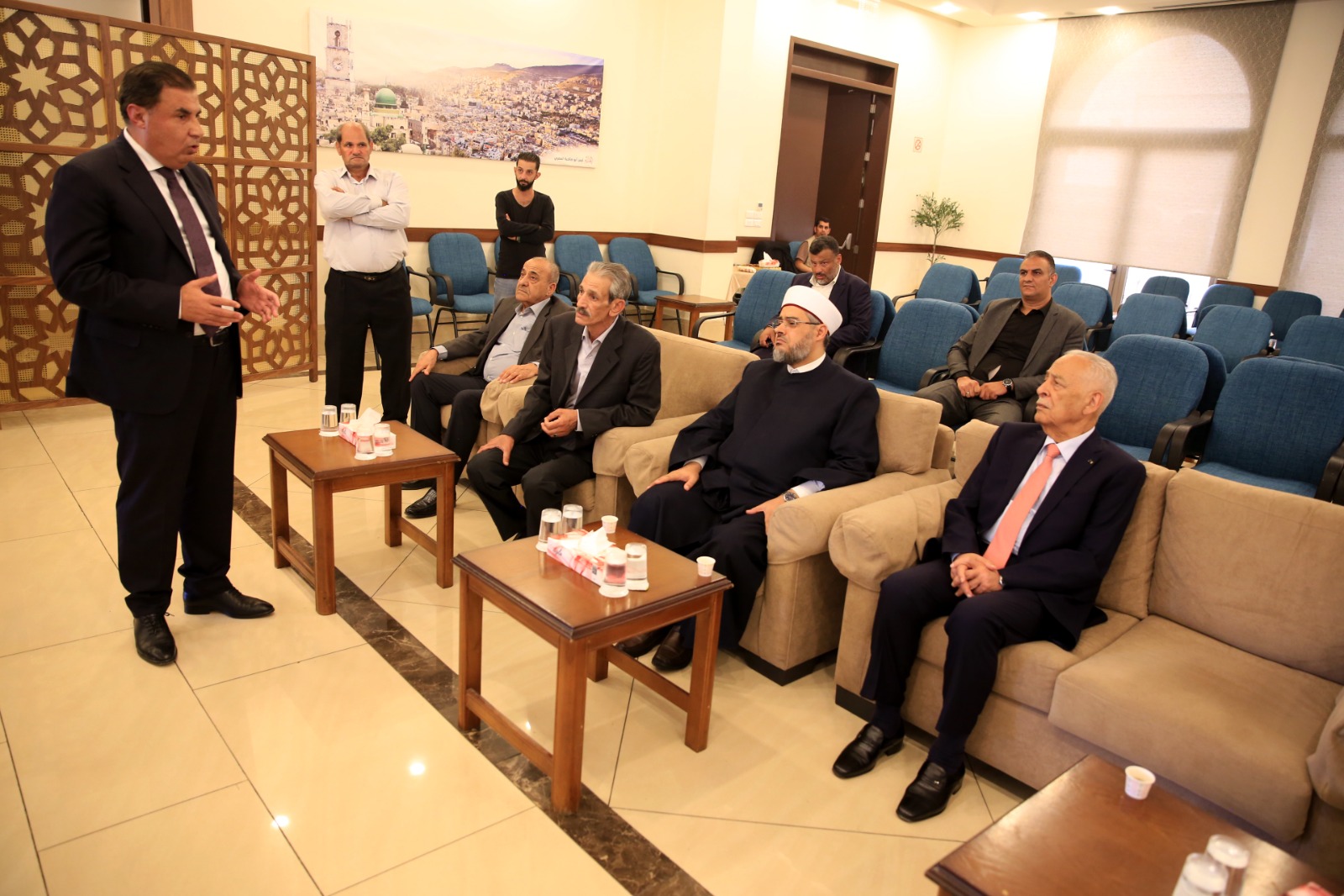 Madar Al-Saa Images 0.43376261633340685