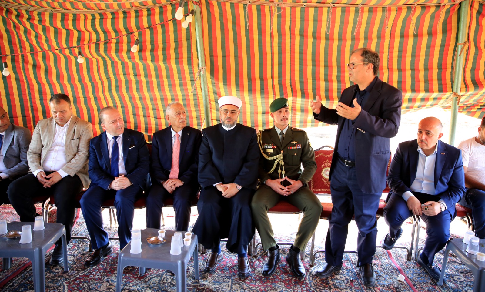 Madar Al-Saa Images 0.7293421721776842