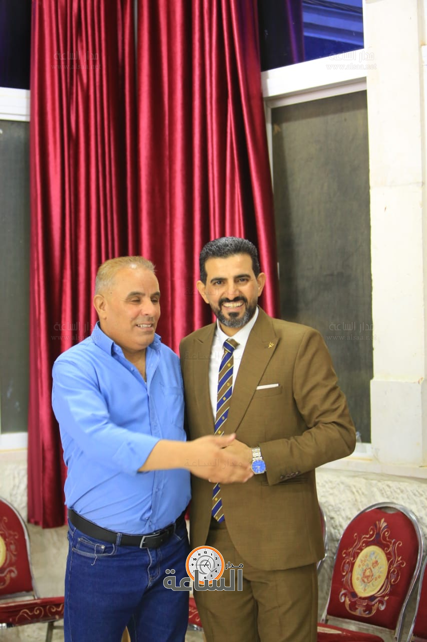 Madar Al-Saa Images 0.37757168538933206