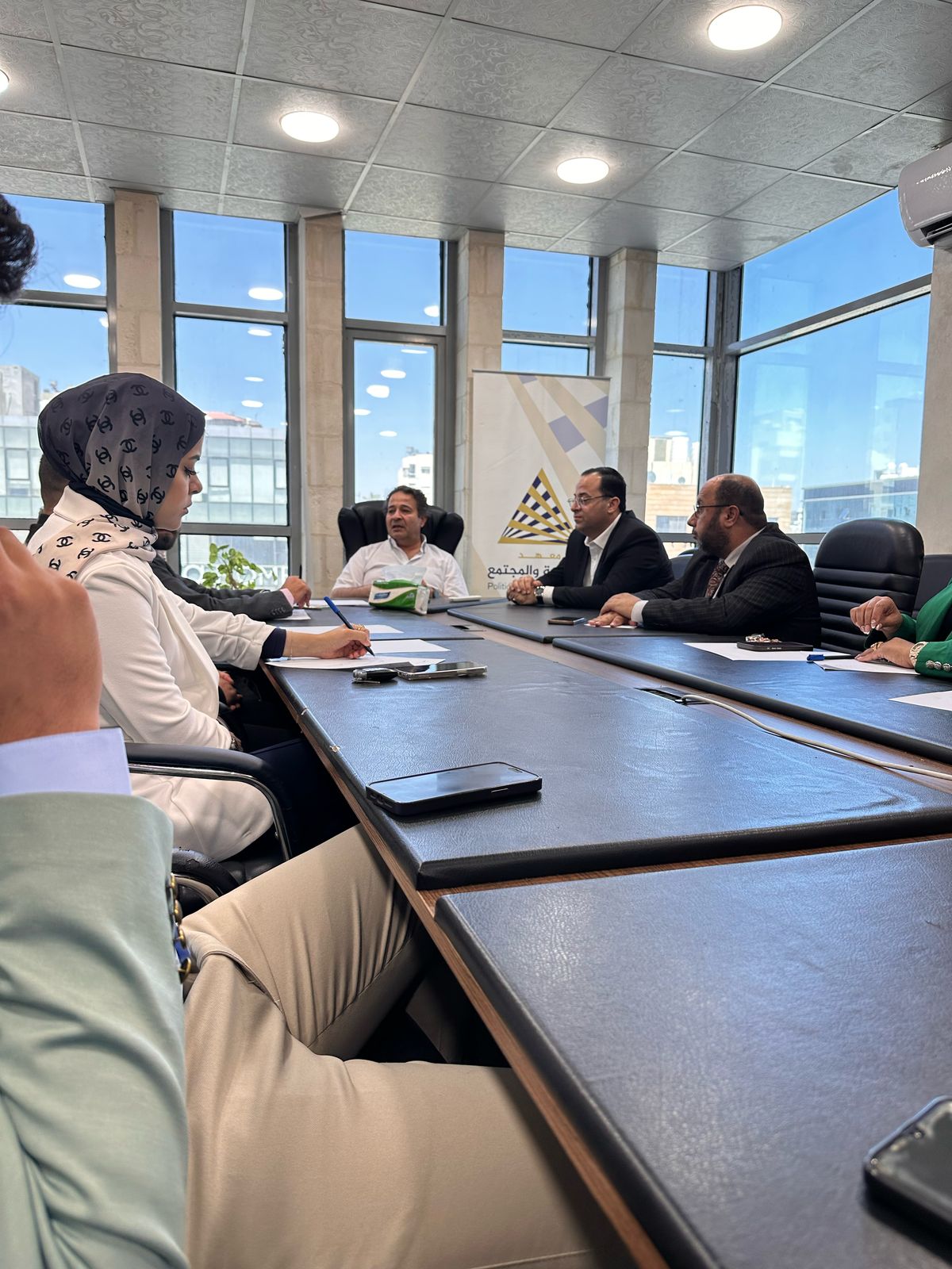 Madar Al-Saa Images 0.6365419717941954