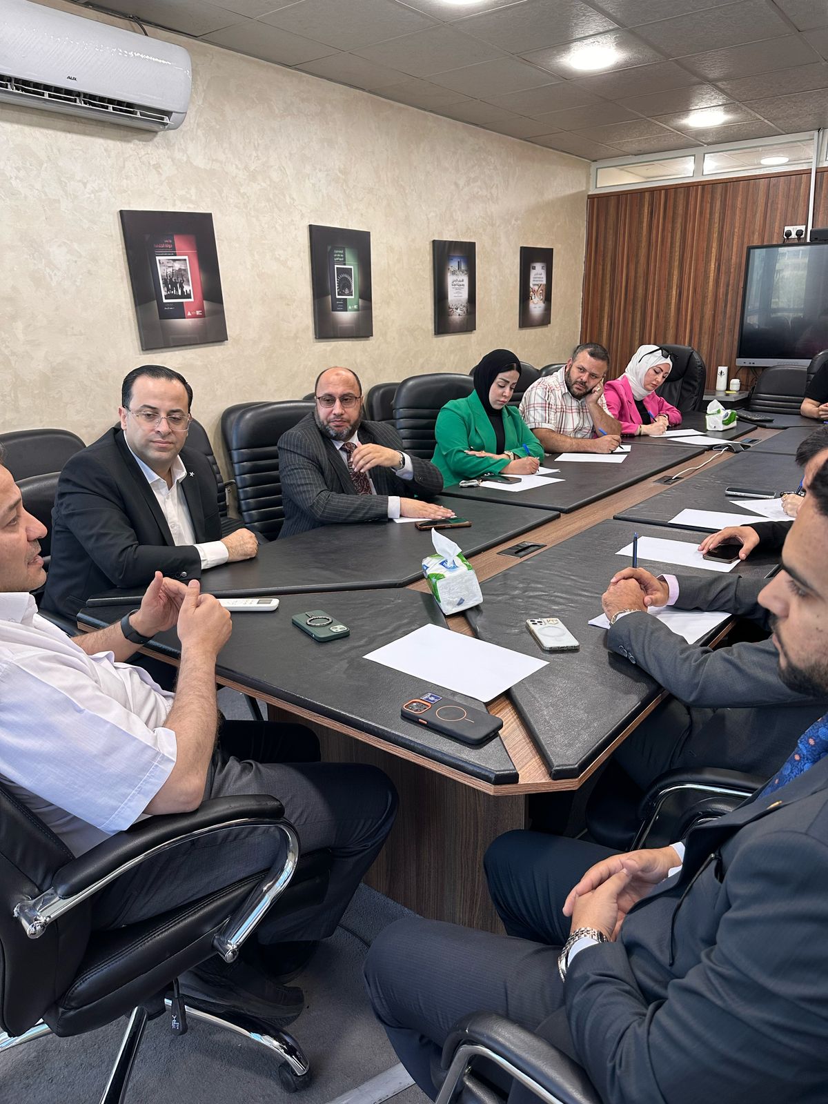 Madar Al-Saa Images 0.5305529746991937