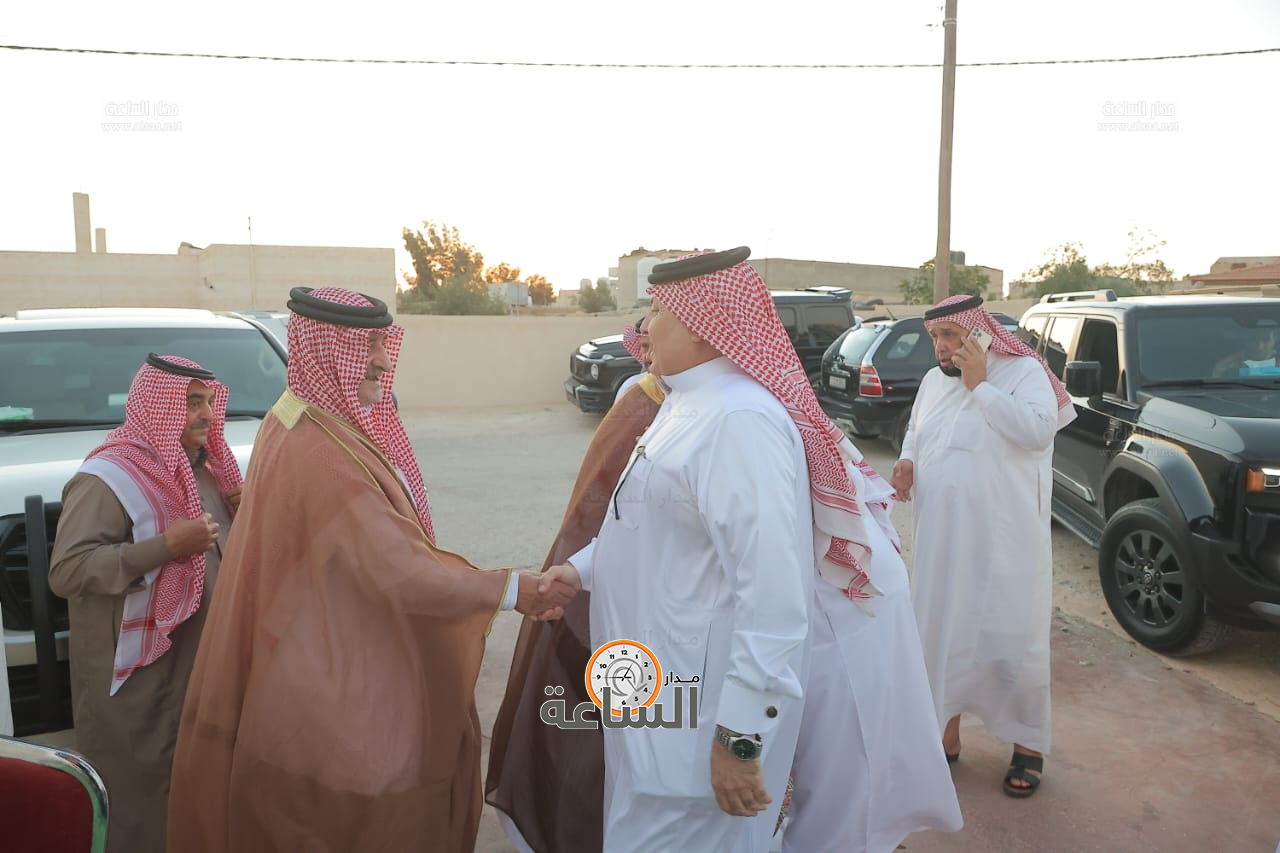 Madar Al-Saa Images 0.3770368578638339