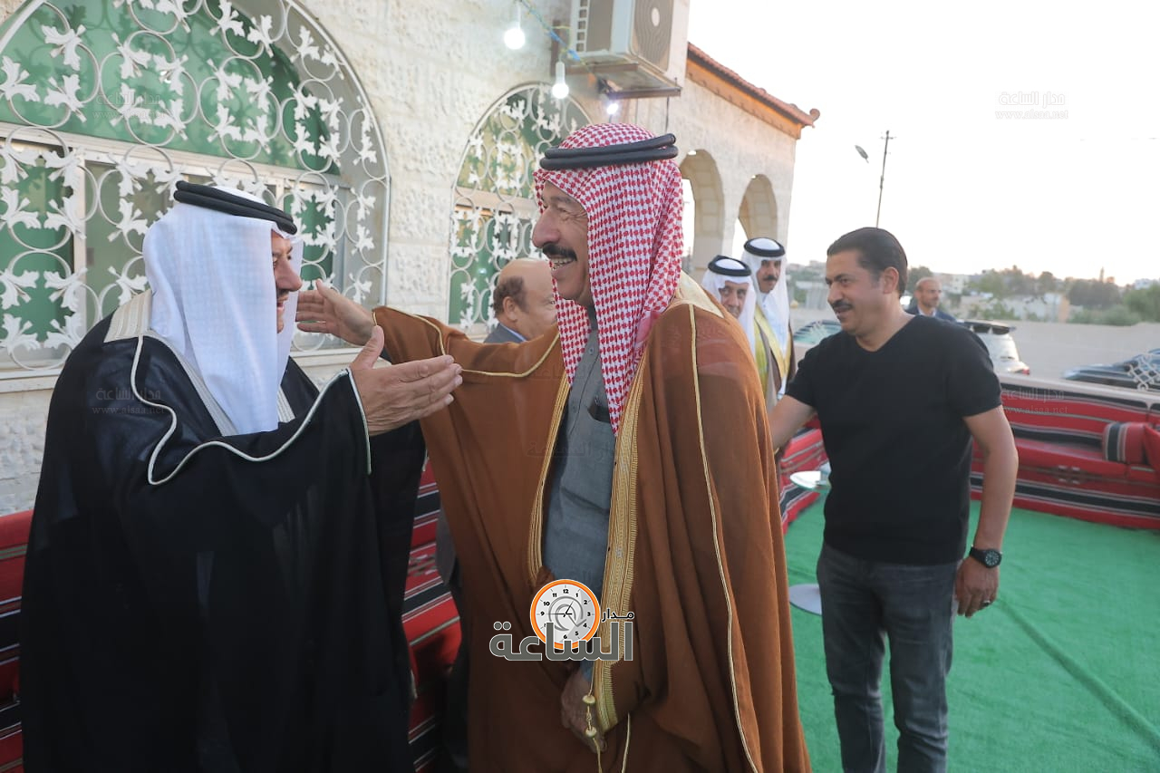 Madar Al-Saa Images 0.8651747488682893