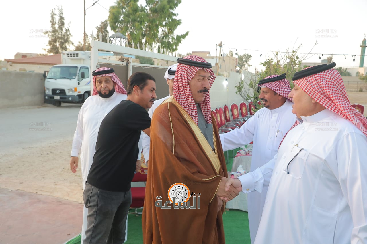 Madar Al-Saa Images 0.12517155558719106