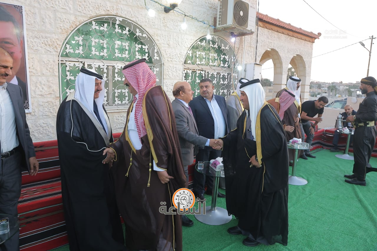 Madar Al-Saa Images 0.5563359832762325