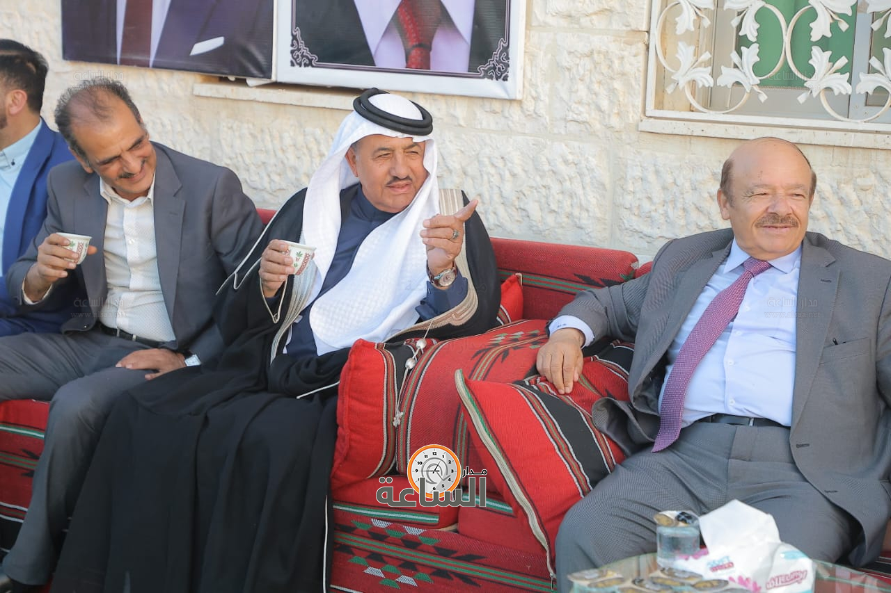 Madar Al-Saa Images 0.4391484945085625