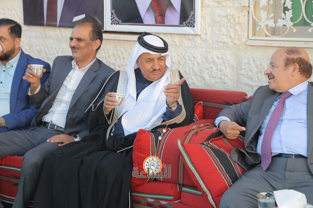 Madar Al-Saa Images 0.8647376359174324