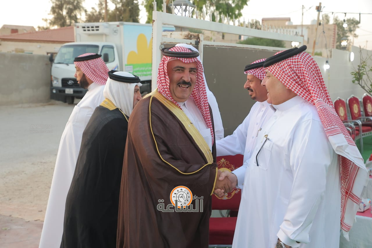 Madar Al-Saa Images 0.8378745418147654