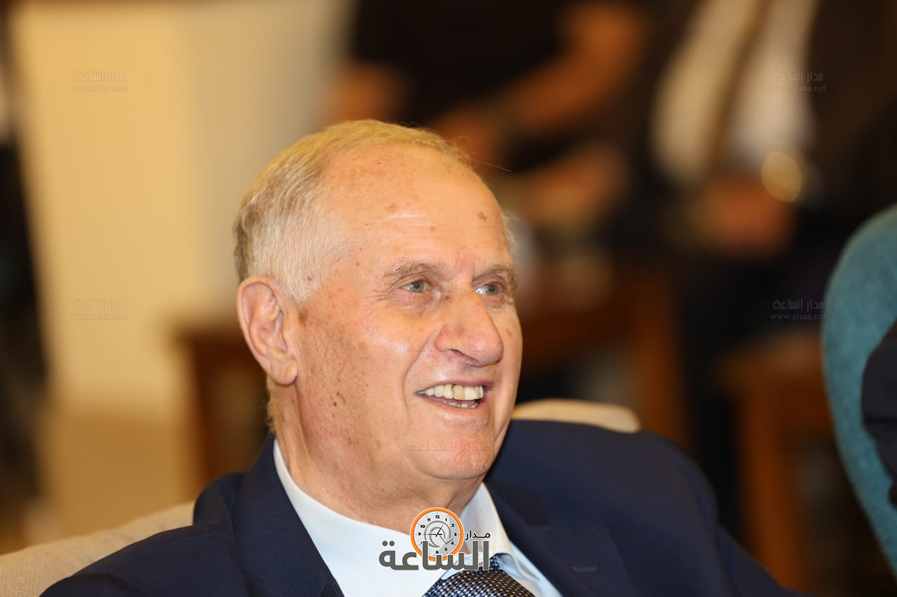 Madar Al-Saa Images 0.5669396021919947