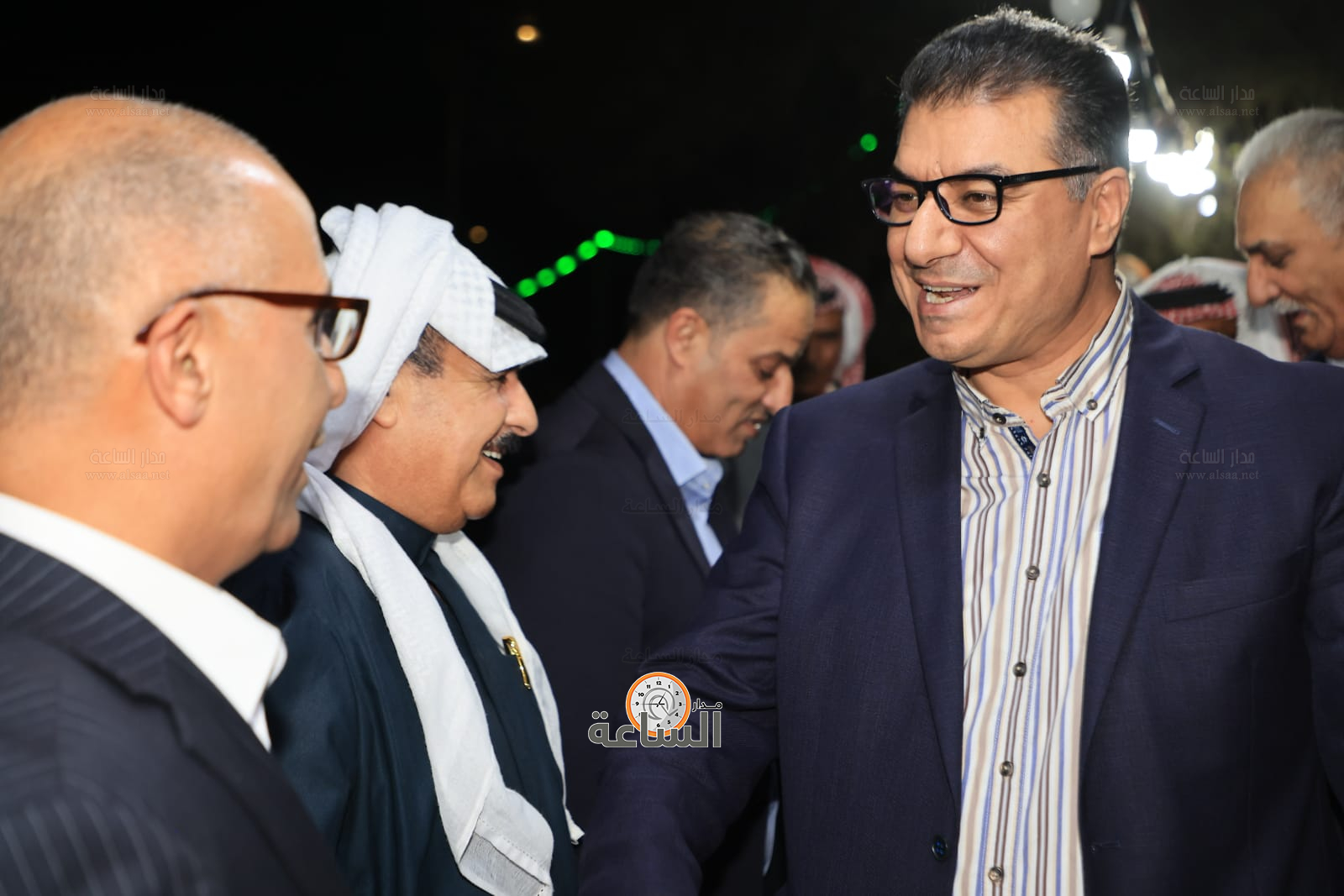 Madar Al-Saa Images 0.43516310782565215