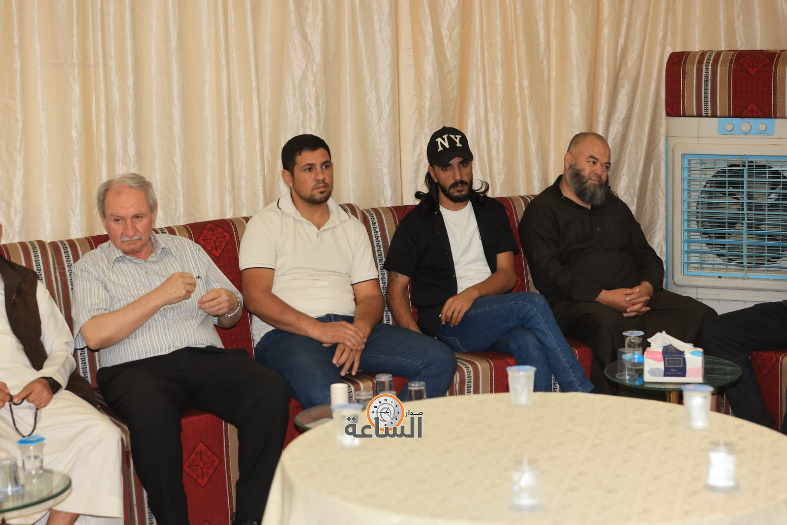 Madar Al-Saa Images 0.378789076484229