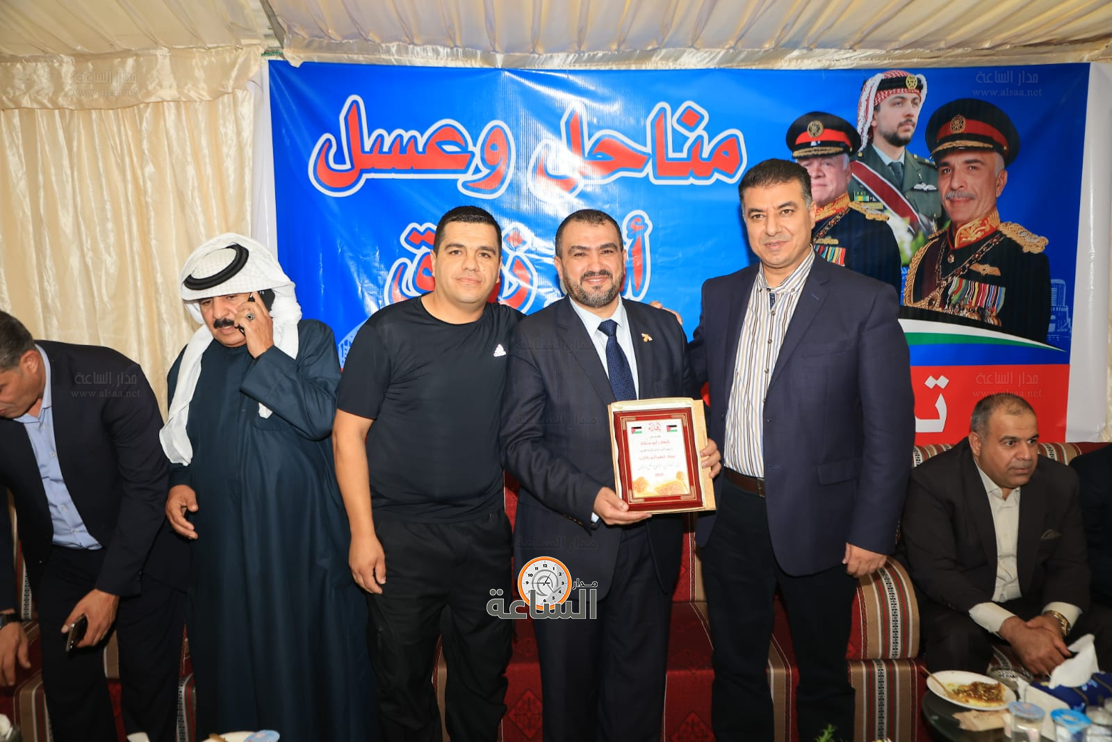 Madar Al-Saa Images 0.9909350426342491