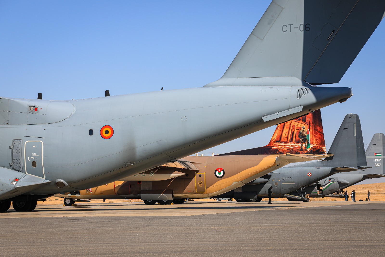 Madar Al-Saa Images 0.6090661440456296