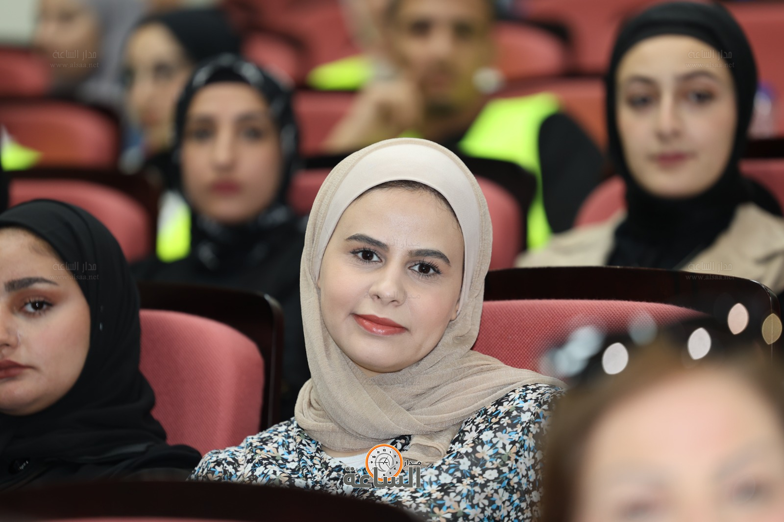 Madar Al-Saa Images 0.3737513465174426